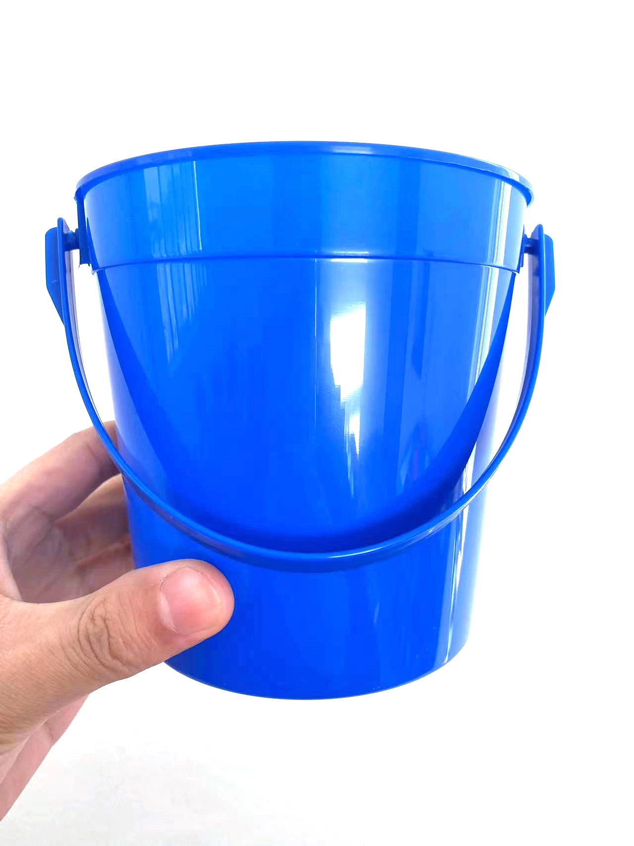 32 oz Plastic Cocktail Buckets for Drinks