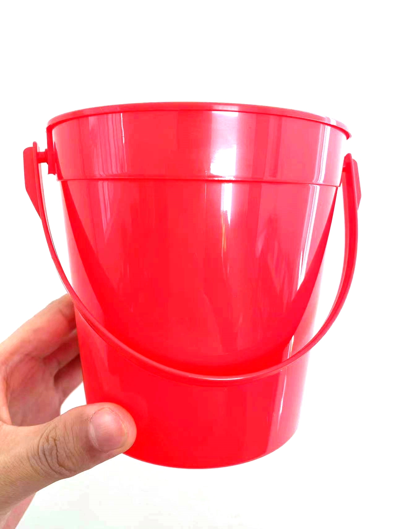 32 oz Plastic Cocktail Buckets for Drinks