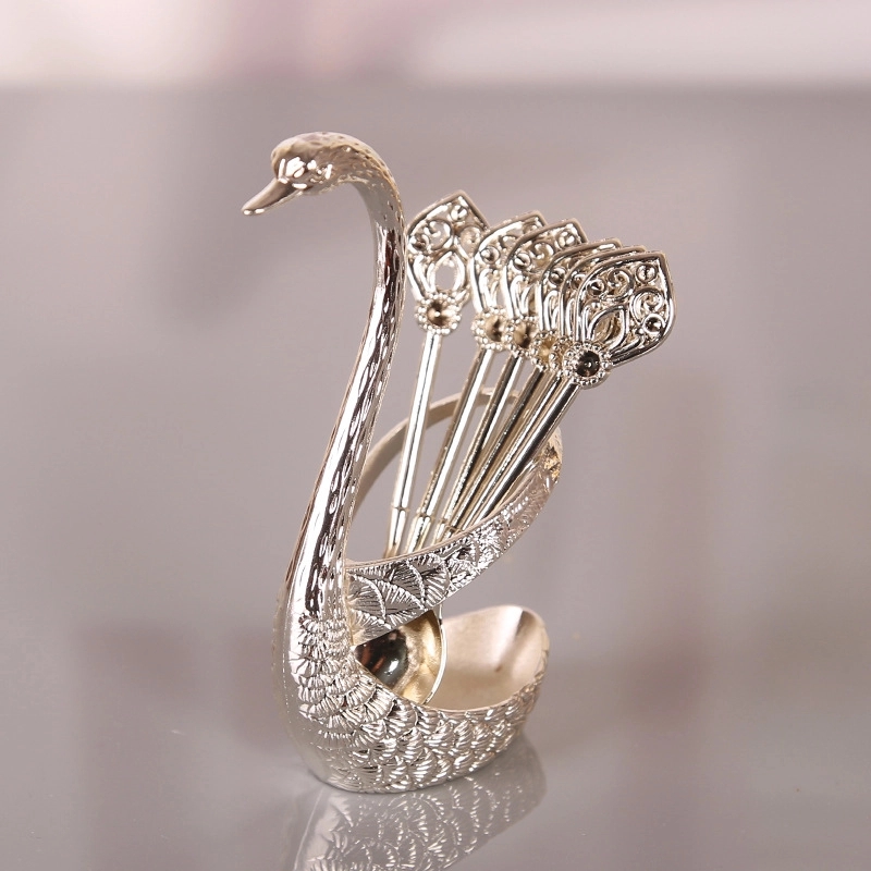 Swan-Shaped Cutlery Stand