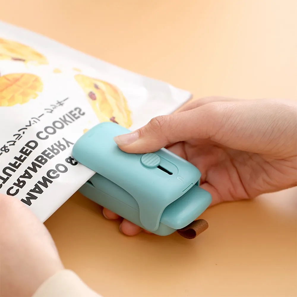 Mini Portable Snack Sealer with Cutter