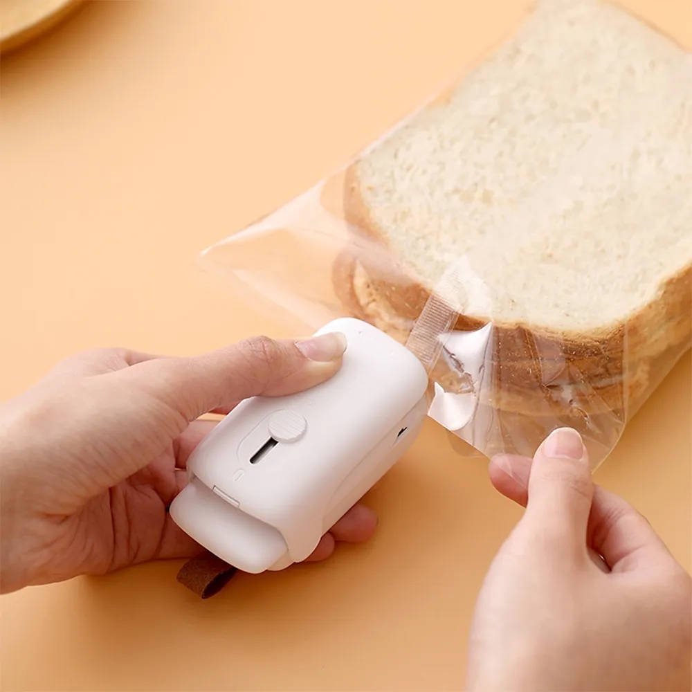 Mini Portable Snack Sealer with Cutter