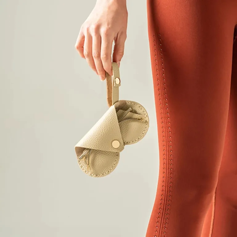 Portable Leather Glasses Case Pouch with Lanyard