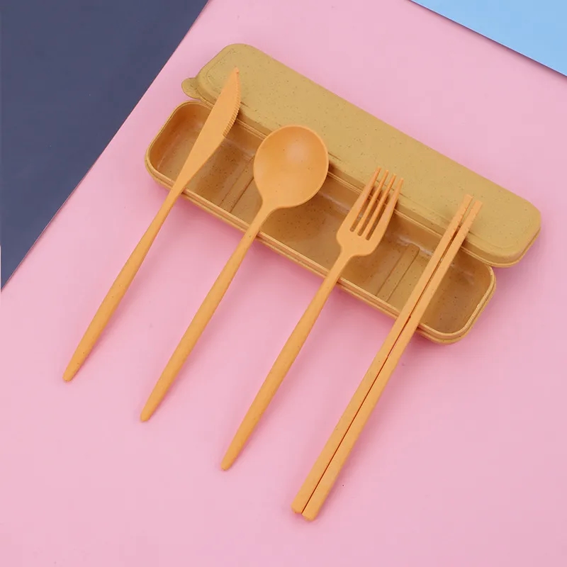 Eco-Friendly Wheat Straw 4-Piece Travel Cutlery Set