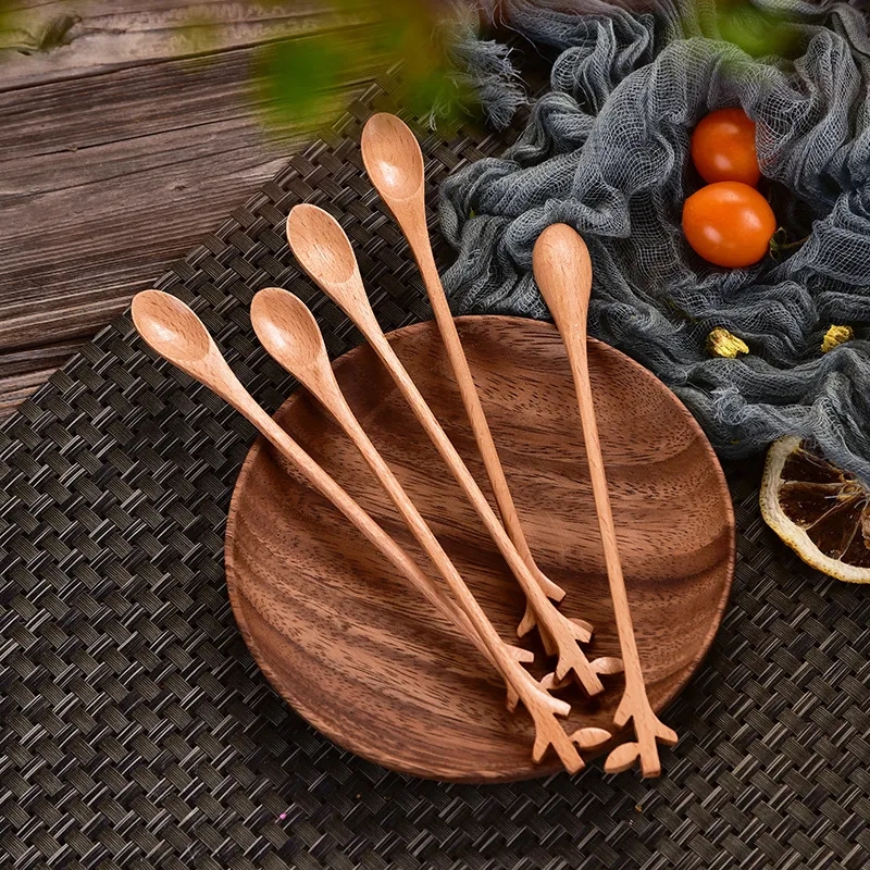 Leaf-Design Wooden Kitchen Spoons for Cooking and Serving