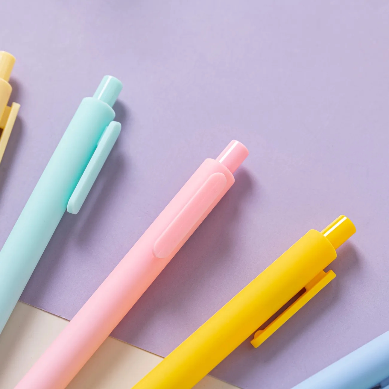 Simplistic Click-Action Plastic Ballpoint Pen for Promotions