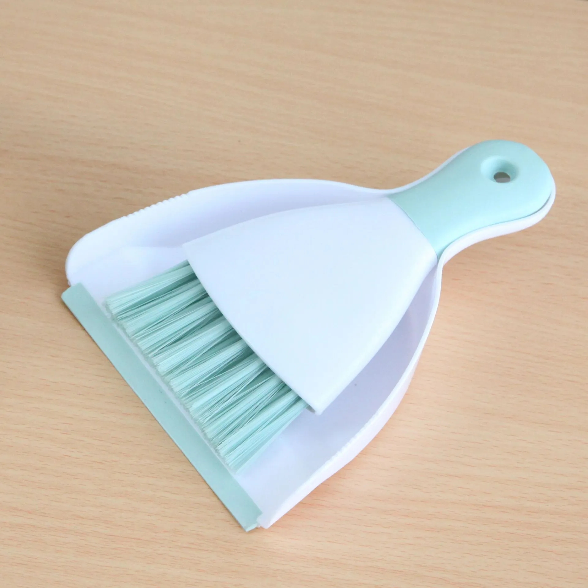 Mini Broom and Dustpan Set, Plastic Desktop Cleaning Brush